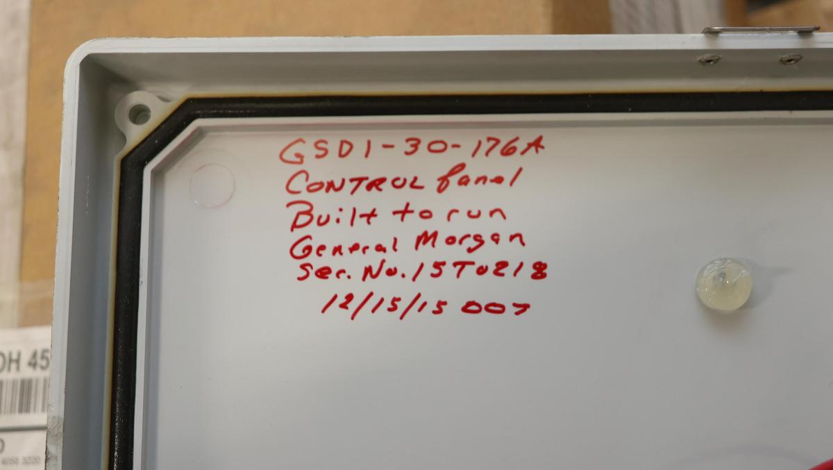 Unused CVN Vooner General Morgan GSD1-30-176-A (SRA 2000) Shower Oscillator Control Unit #47024