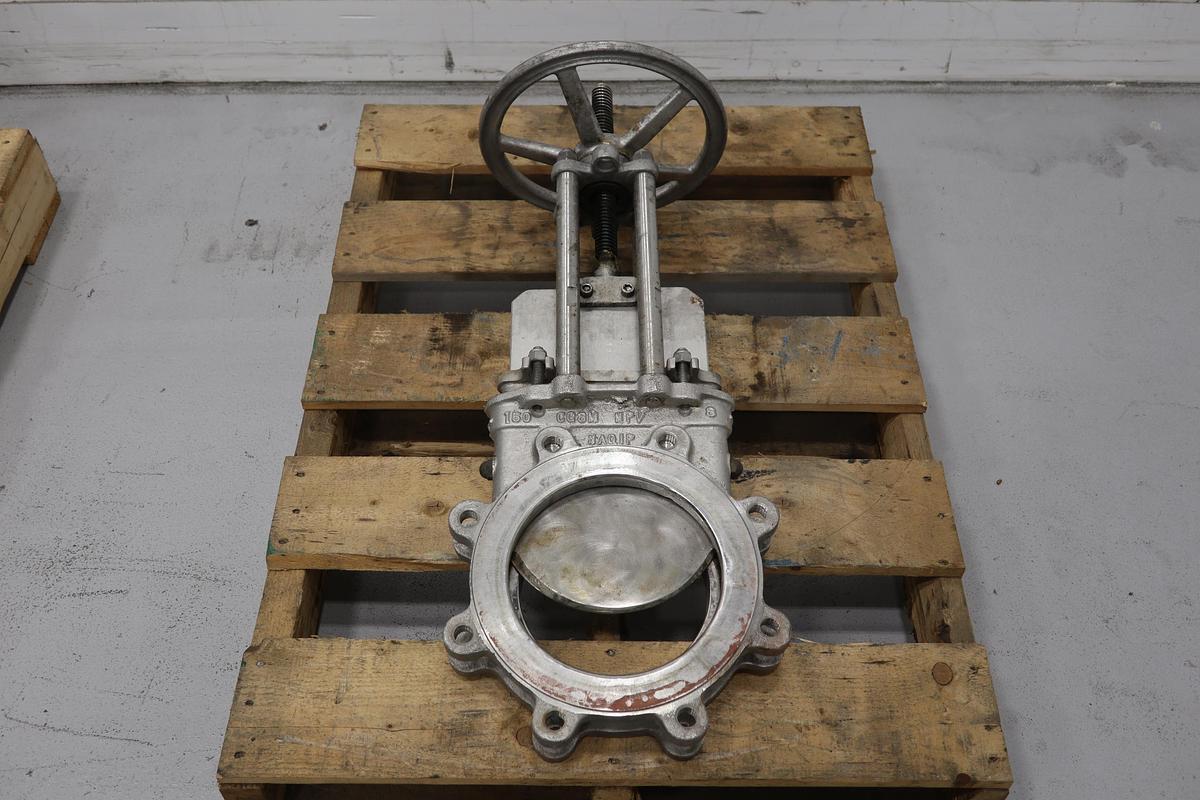 Used North Port Valve 8" Hand Operated Knife Gate Valve #47725