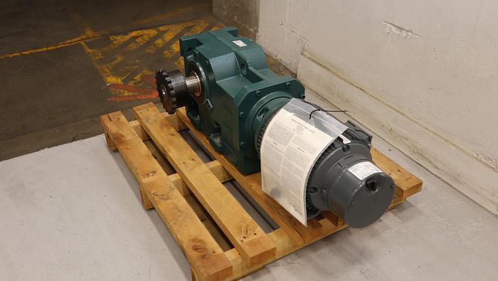 Refurbished Black Clawson Ragger With Quantis B10C18S20111 Gear Drive # 44600