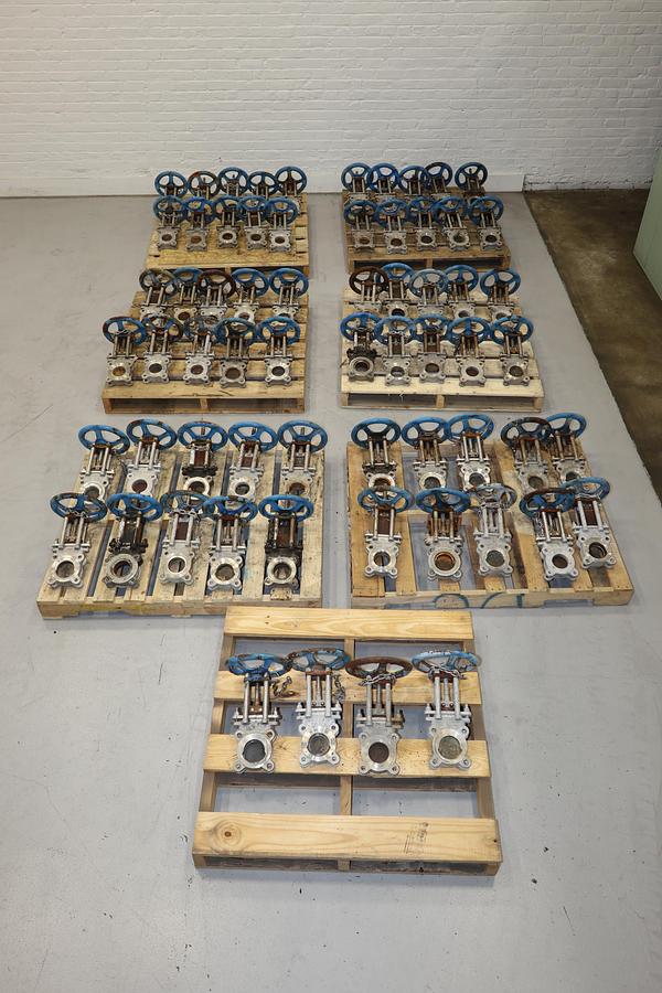 Used Lot of True Line 3" Hand Operated Knife Gate Valves #47518