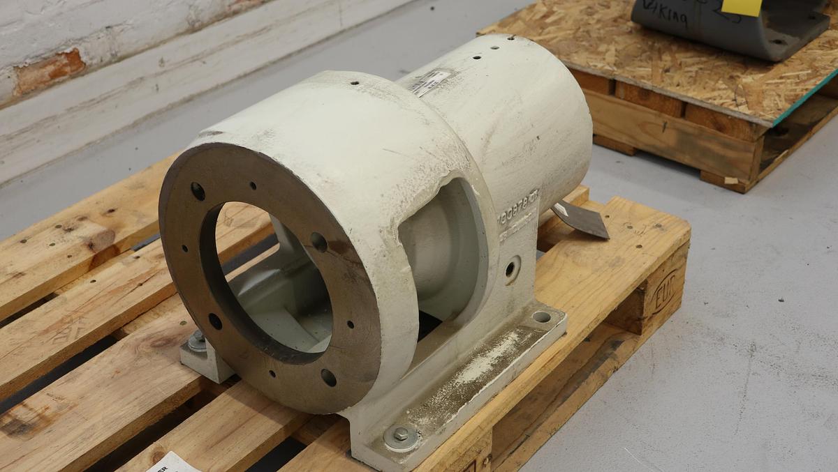 Unused Ahlstrom AM 20/25 Mixer Back Pull Out Housing #46546