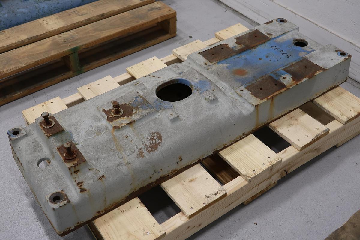 Used Goulds 3196 ST/STX Cambered Top Pump Base #47736