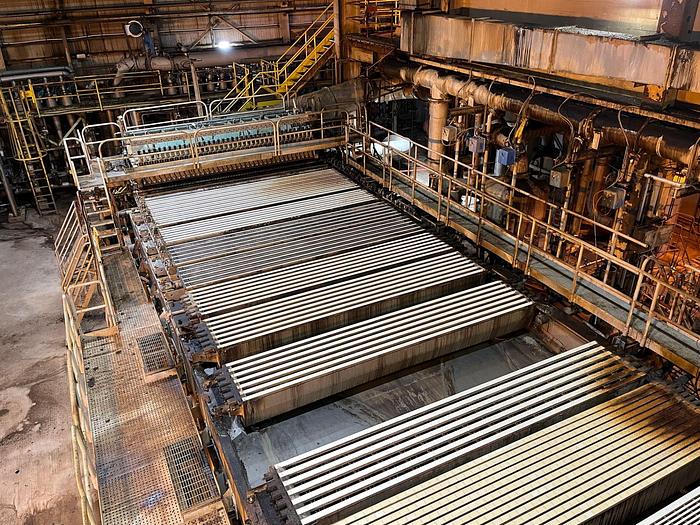 Used BLACK CLAWSON PAPER MACHINE, 195" WIRE FOURDRINIER, 9PT CORRUGATED MEDIUM, STANDING IN THE AISLE #46304