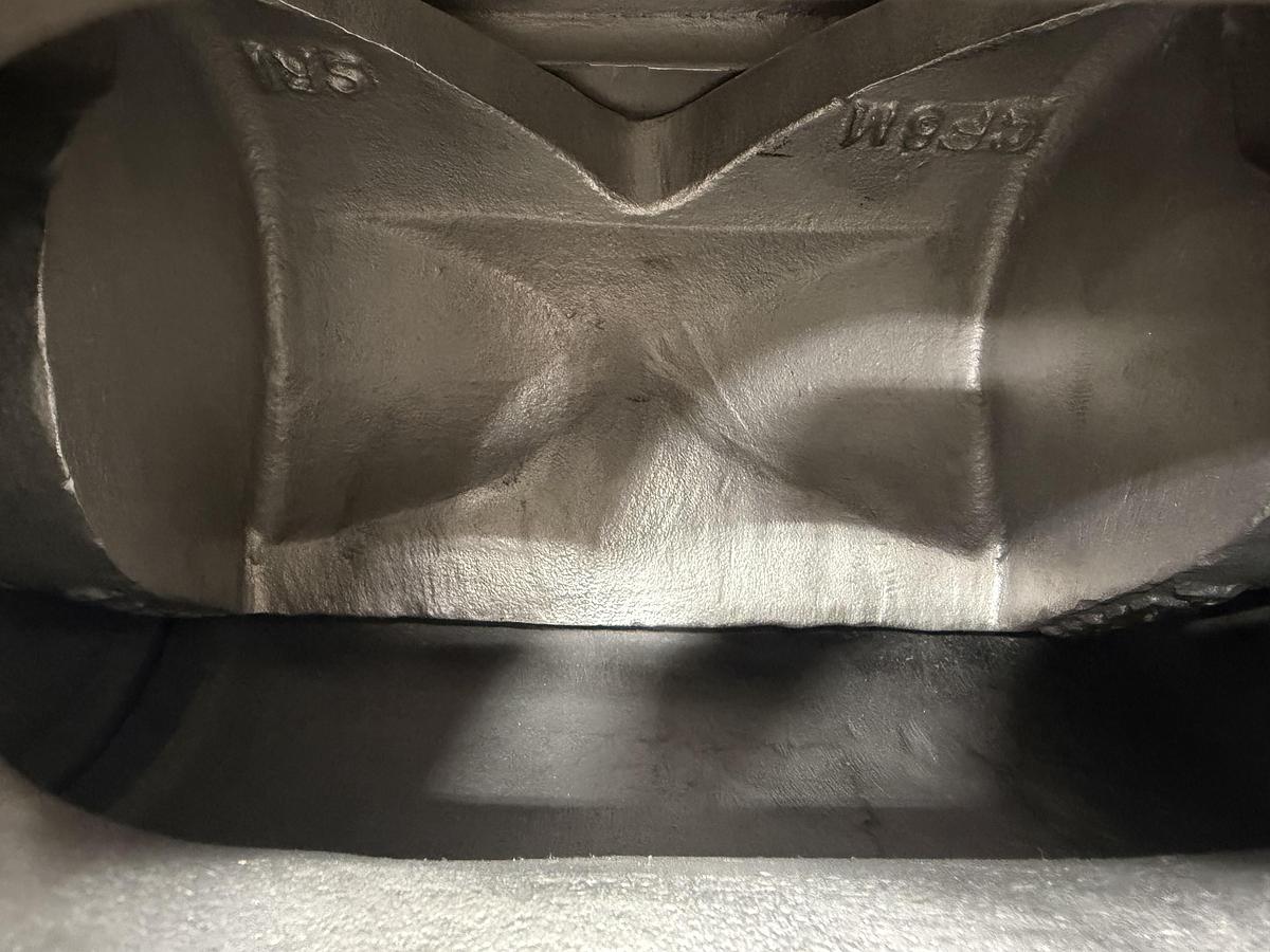 Unused Dezurik 4" Electronic Basis Weight Valve #46870