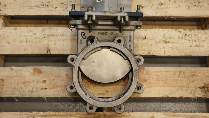 Used Fabri-Valve 8" Hand Operated Knife Gate Valve #45322