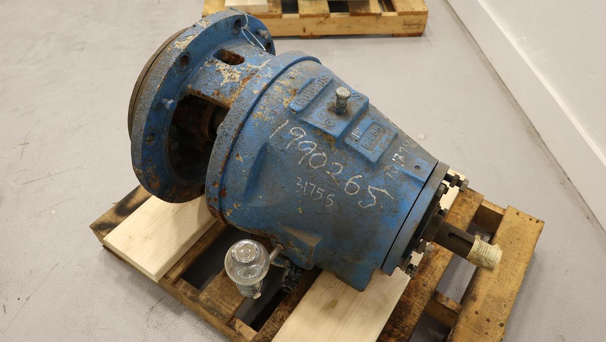 Used Goulds 3175 S Power End With 14" Iron Stuffing Box #46957