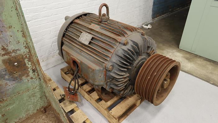 Used Siemens-Allis GZ 111 A/C Motor & Motor Mount for UV-500 #46269