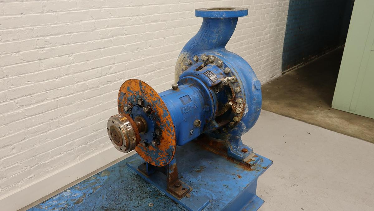 Used Goulds 3196 XLT-X 6x8x15 Pump With Base #47021