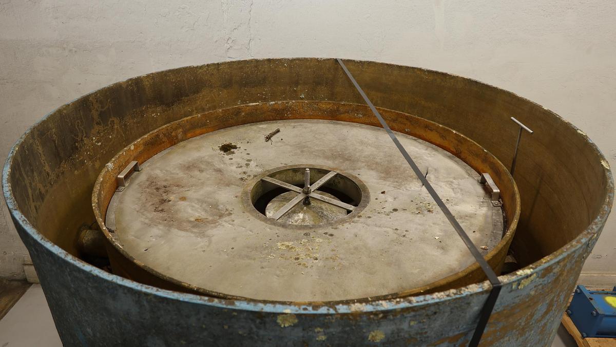 Used Kadant AES 3605-001-002 Gravity Strainer #46535