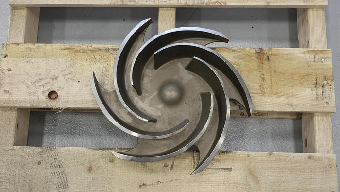 Used Goulds 3196 XLT 4x6x13 6-Vane Impeller #45228