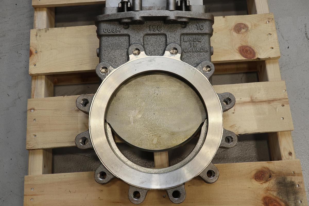 Used North Port Valve 10" Hand Operated Knife Gate Valve #47454