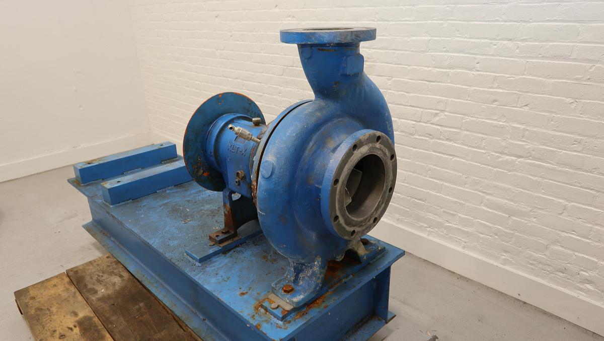 Used Goulds 3196 XLT-X 6x8x15 Pump With Base #47021