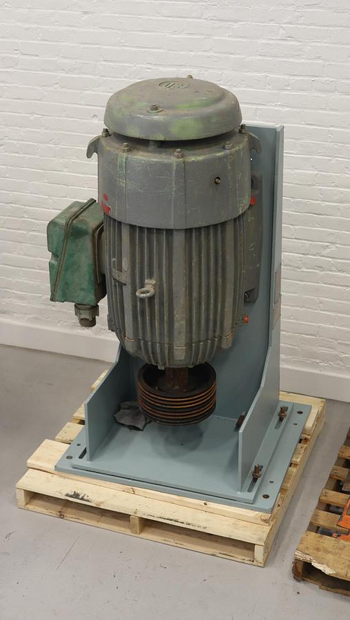 Used Black Clawson UV300 Pressure Screen #46084