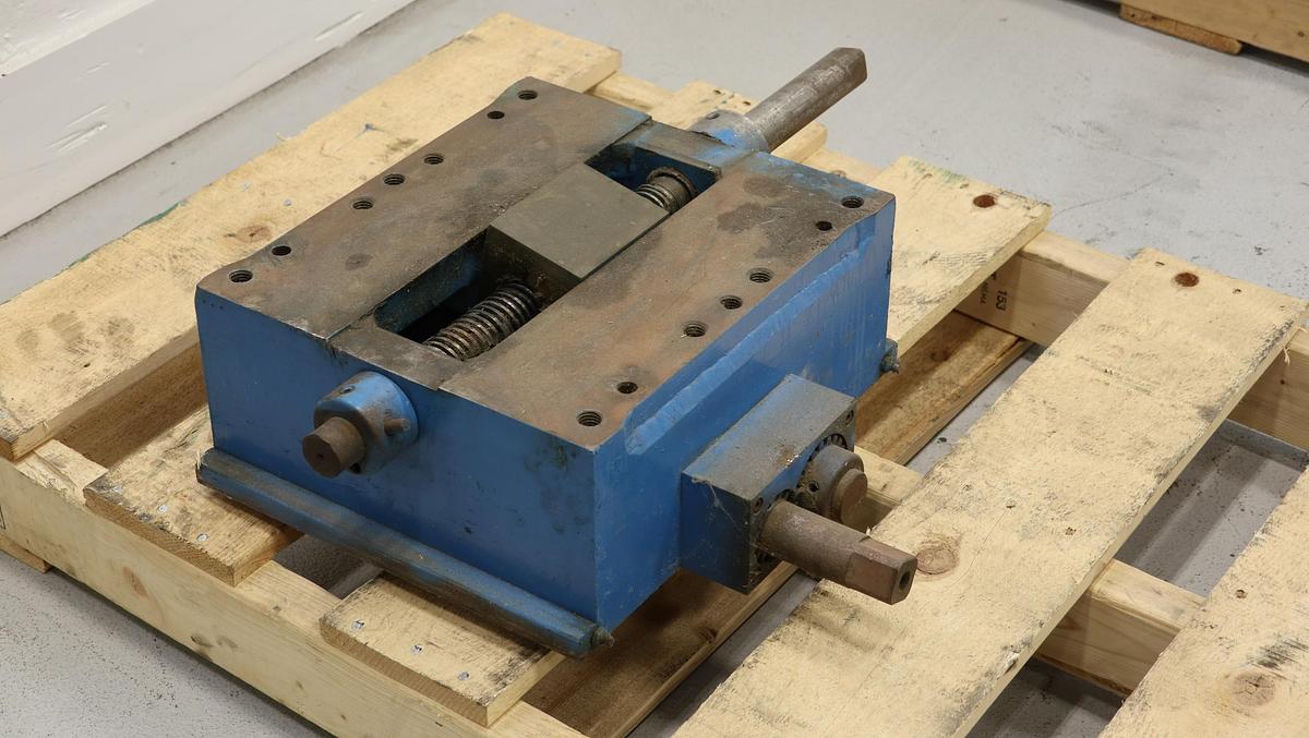 Used Voith Felt Guide Base Pedestal #47006