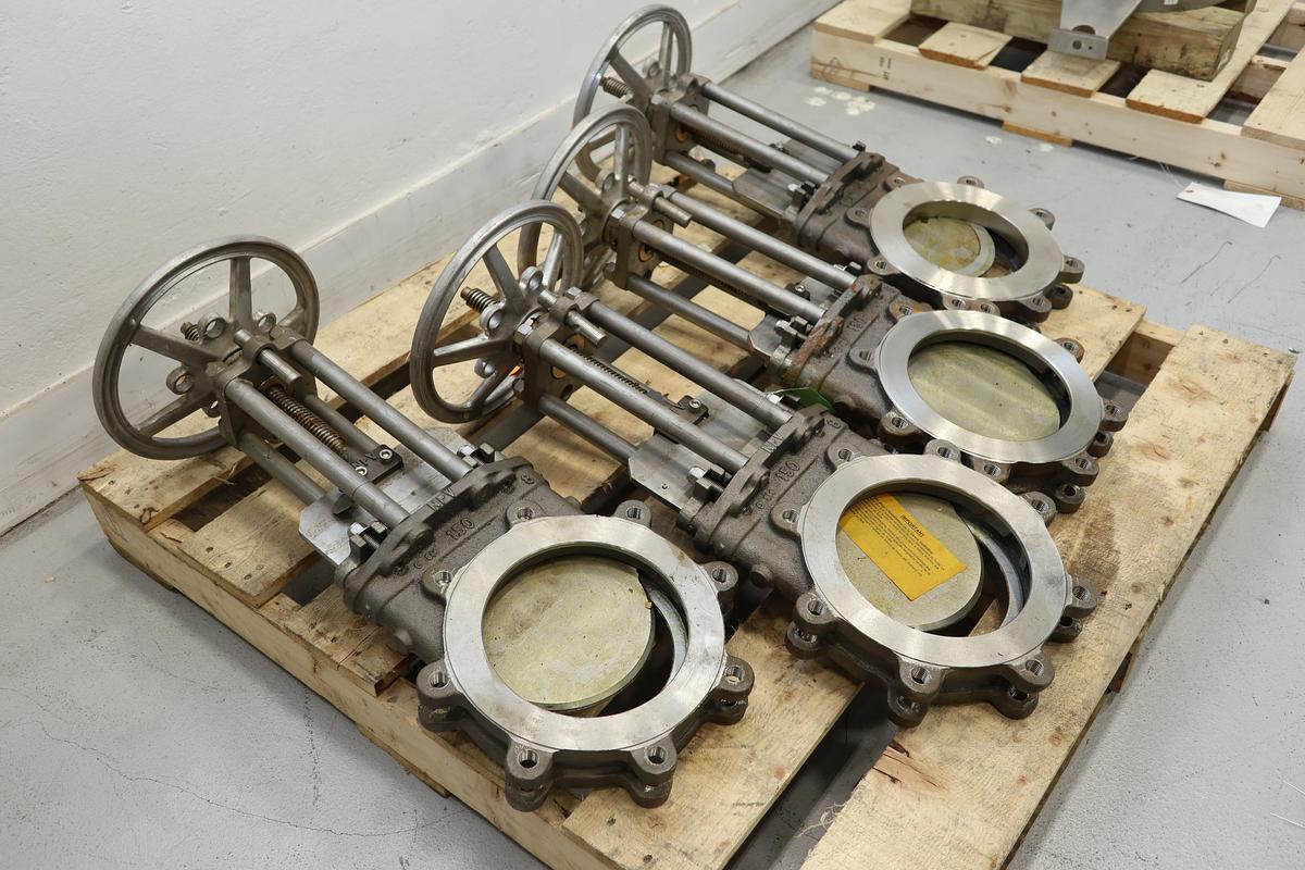 Used North Port Valve 8" Hand Operated Knife Gate Valve #47455