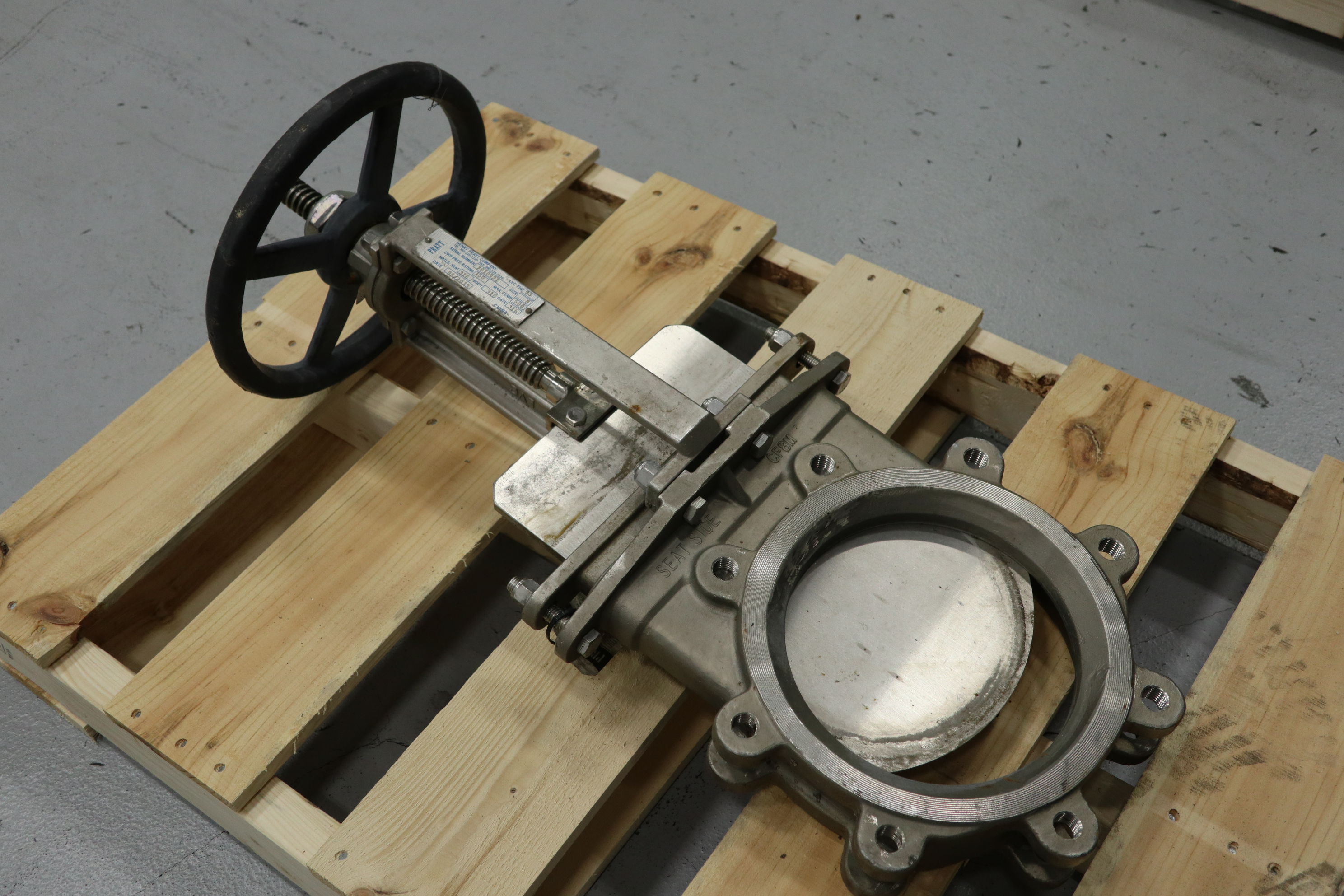 Used Henry Pratt CO. 8" Hand Operated Knife Gate Valve #47699