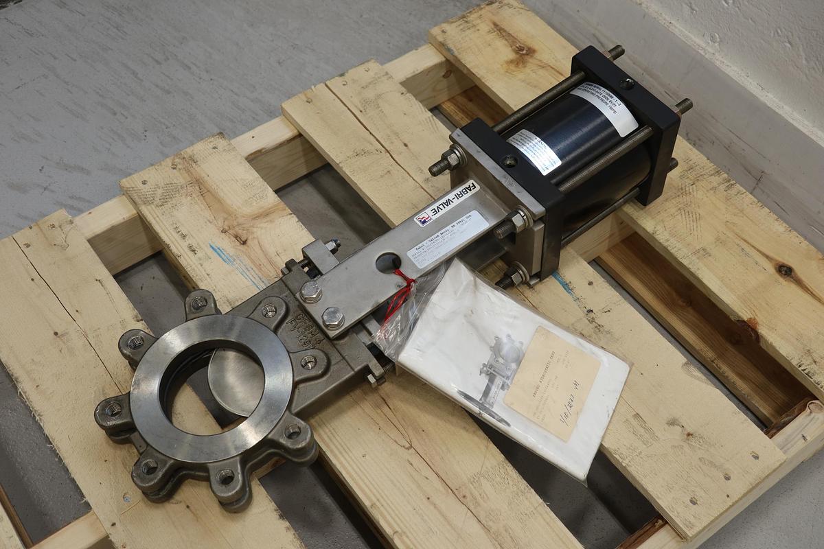 Unused Fabri-Valve 4" Air Operated Knife Gate Valve #47429