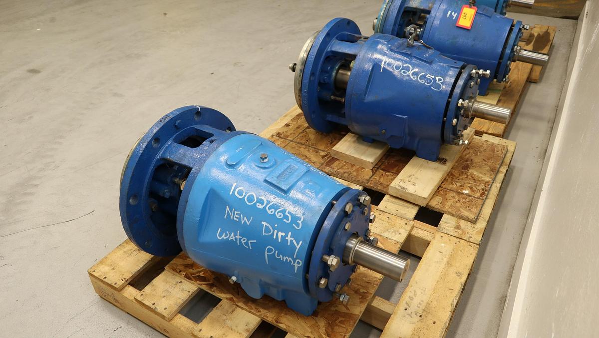 Used Goulds 3175 M Power End With 14" Stainless Steel Stuffing Box #46920