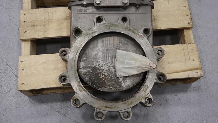 Unused ACT 10" Air Operated Knife Gate Valve #46352