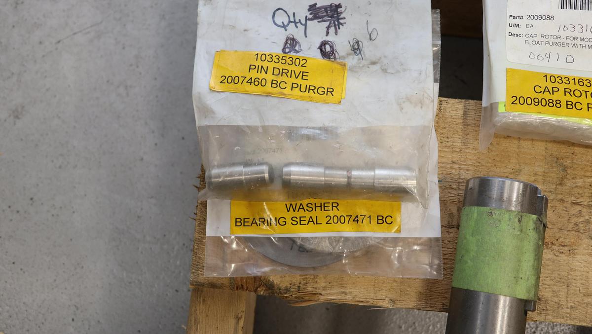 Unused Kadant/Black Clawson 40-18 Float Purger Misc. Parts #47041
