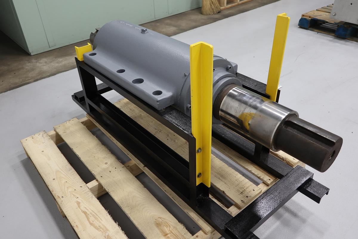 Refurbished Beloit DD4000 34/38 Refiner Quill #47342