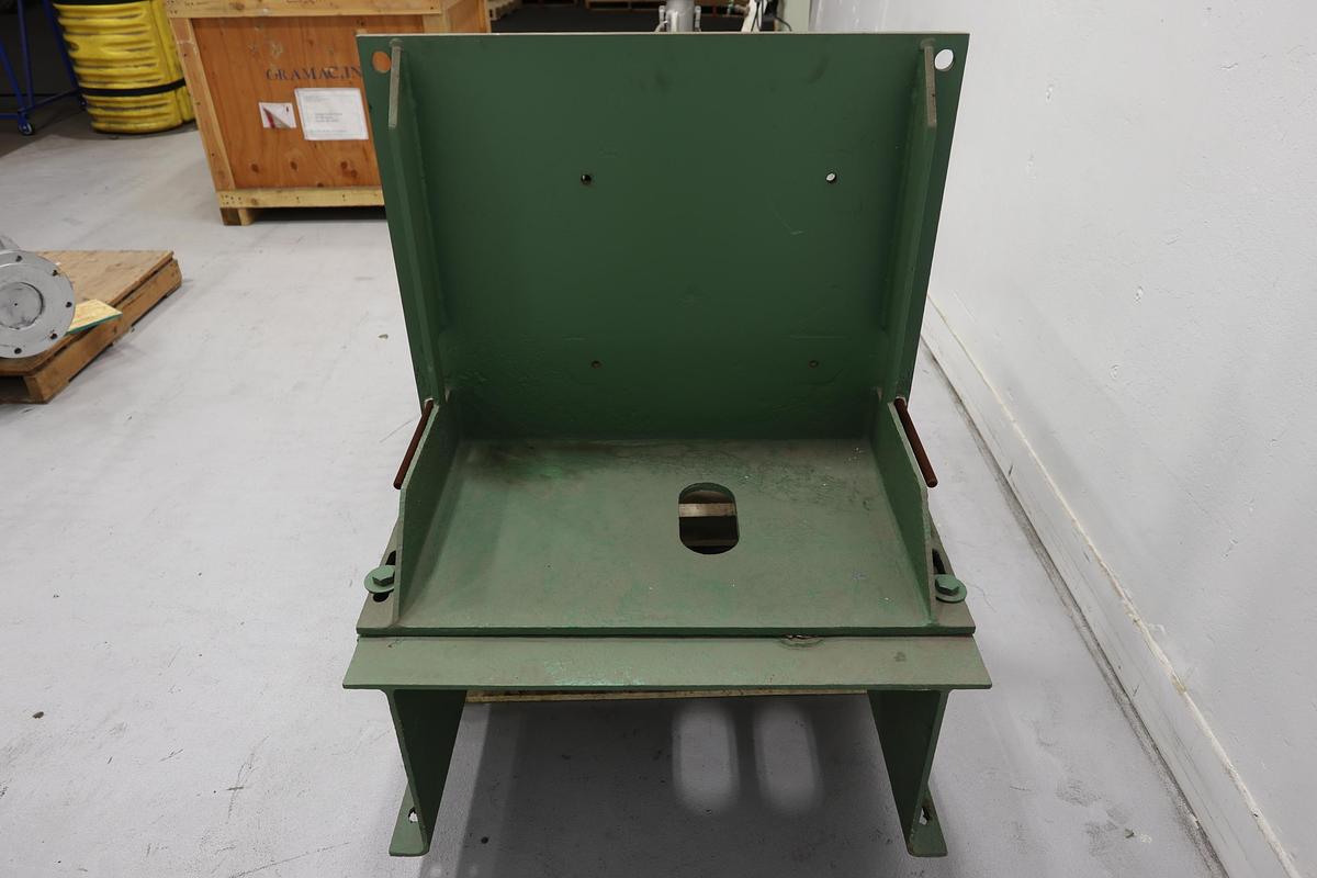 Refurbished Black Clawson 24 PSPH Pressure Screen Base & Motor Mount #47630