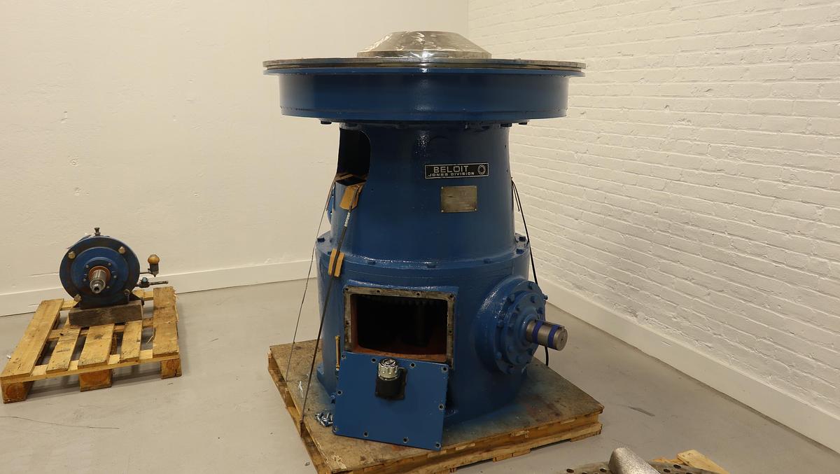 Used Beloit Model 350V Shark Pulper Drive With Rotor & Extraction Plate #47066