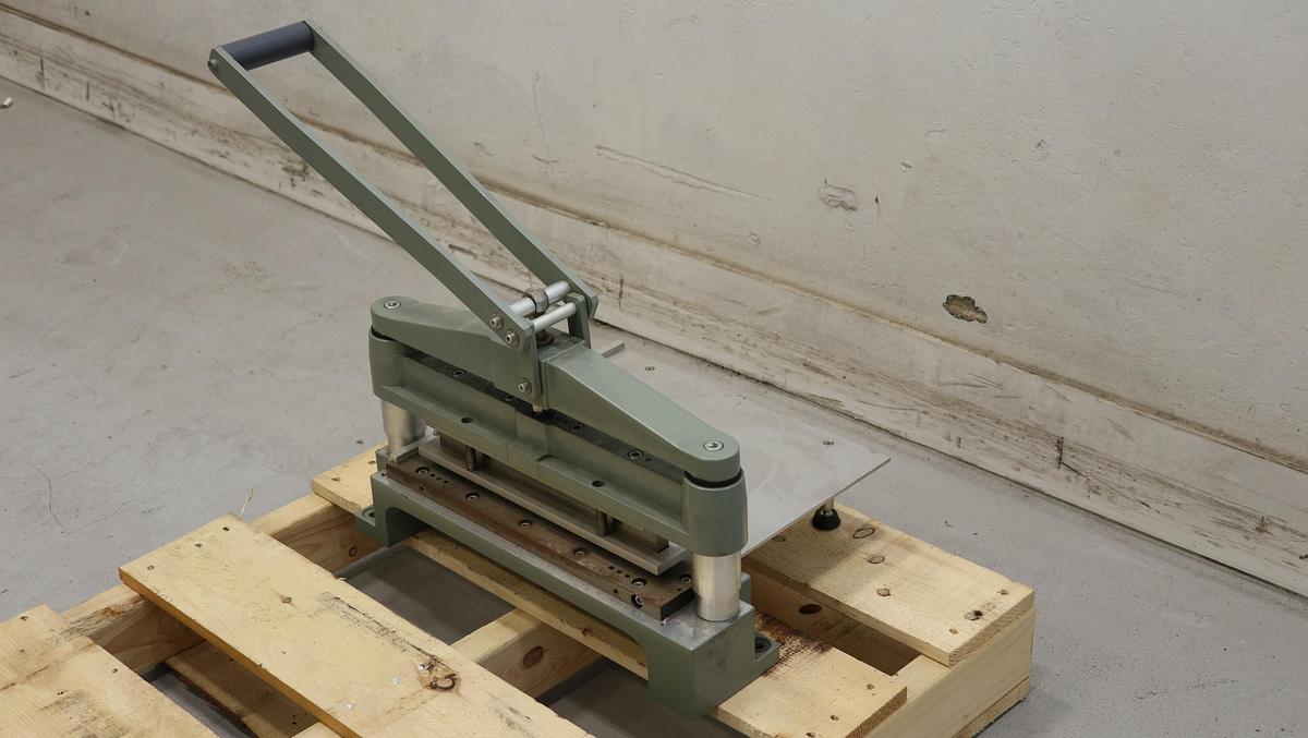 Used ABB/Lorentzen & Wettre 12065239 Sample Cutter #46644