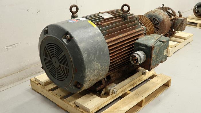 Used RELIANCE YF 449TTES8888AP W 200 HP A/C Motor #45015