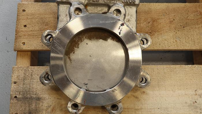 Used Flow Control 6" Hand Operated Knife Gate Valve #45939