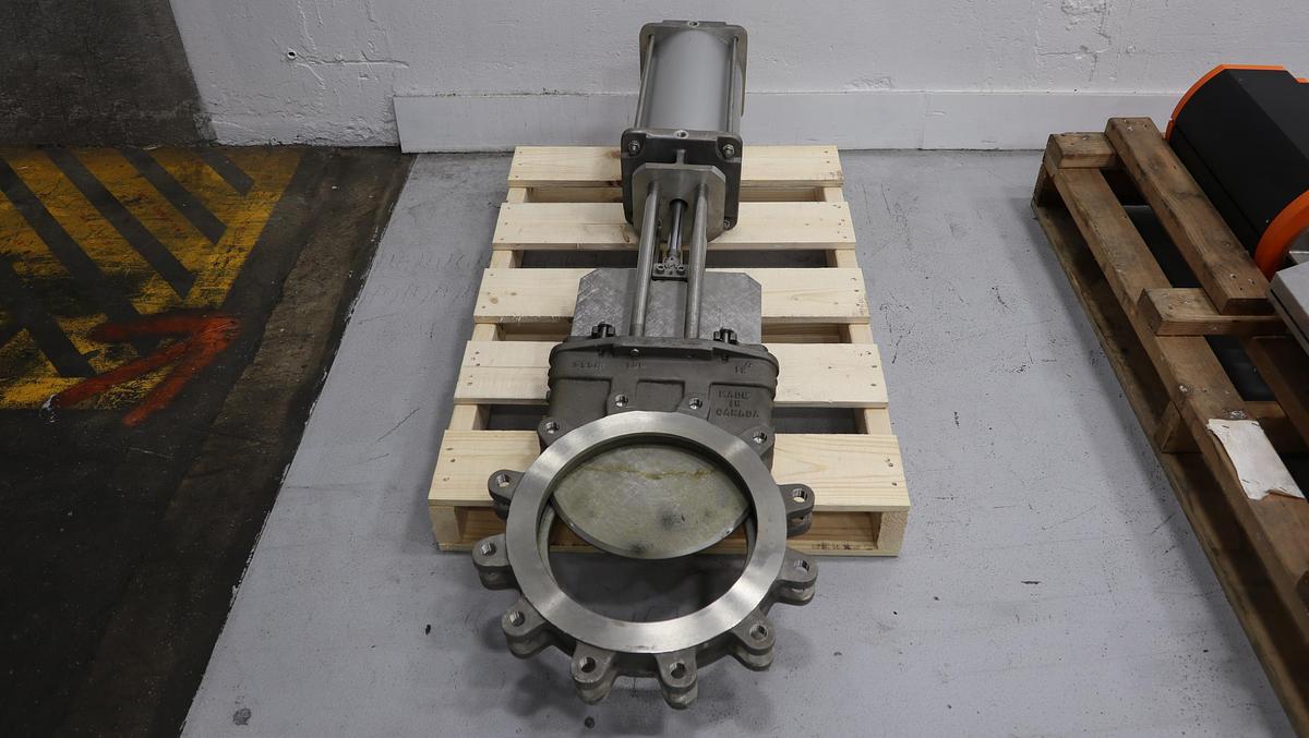 Unused North Port Valves 12" Air Operated Knife Gate Valve #47274