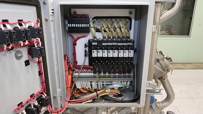 Unused Kadant AES ERGO-6/7 Five-Bank Canister Filter System #46287