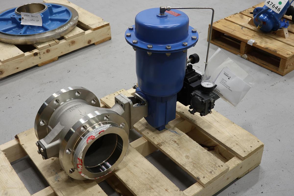 Unused Neles Jamesbury RE13CA06CJJST 6" Air Operated Vee Ball Valve #47647