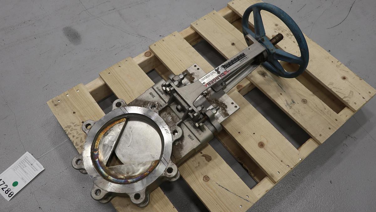 Unused Dezurik 8" V-Port Hand Operated Knife Gate Valve #47280