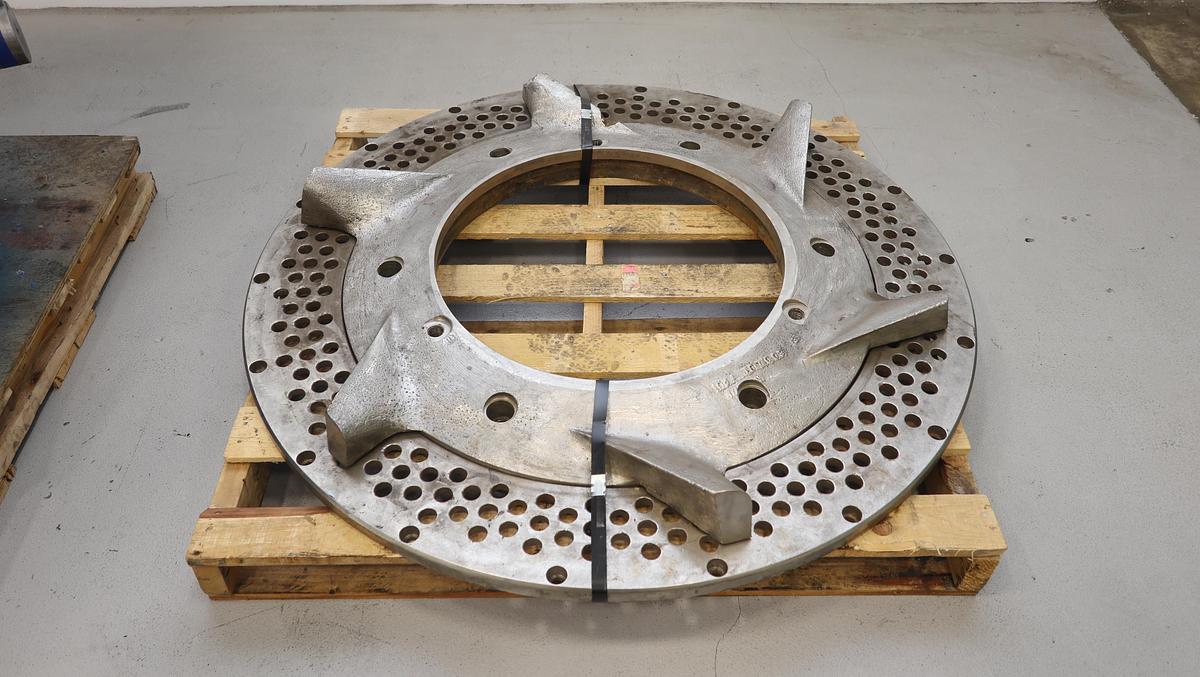 Used Beloit Model 350V Shark Pulper Drive With Rotor & Extraction Plate #47066