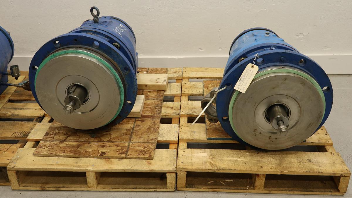 Used Goulds 3175 M Power End With 14" Stainless Steel Stuffing Box #46920