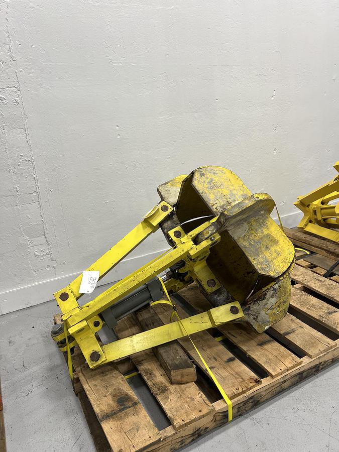 Refurbished Kadant Hydraulic Grapple, 48" #47264