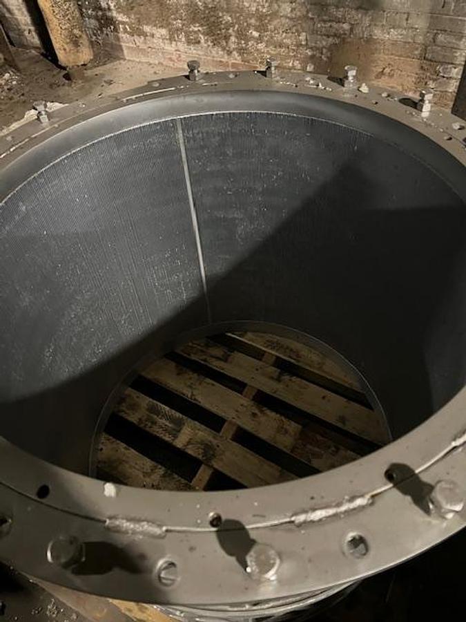 Used Beloit MR-32 Horizontal Pressure Screen, Stainless Steel #40758