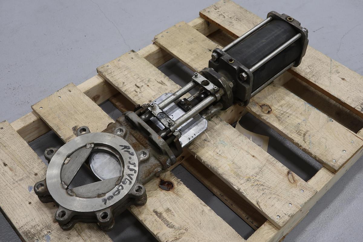 Unused North Port Valve 6" Air Operated V-Port Knife Gate Valve #47355
