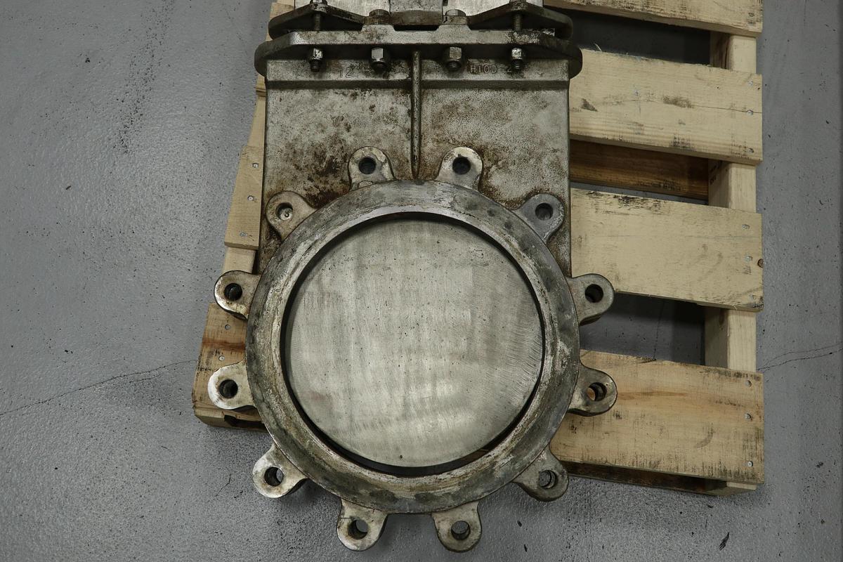Used A-C Valve Inc. 77 A6N 12" Hand Operated Knife Gate Valve #47604
