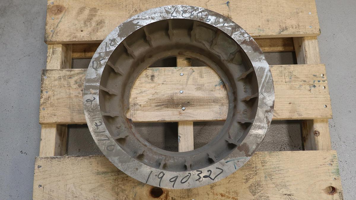 Unused Black Clawson Model 200 Hydraflaker 16" Diameter Inner Tackle #46984