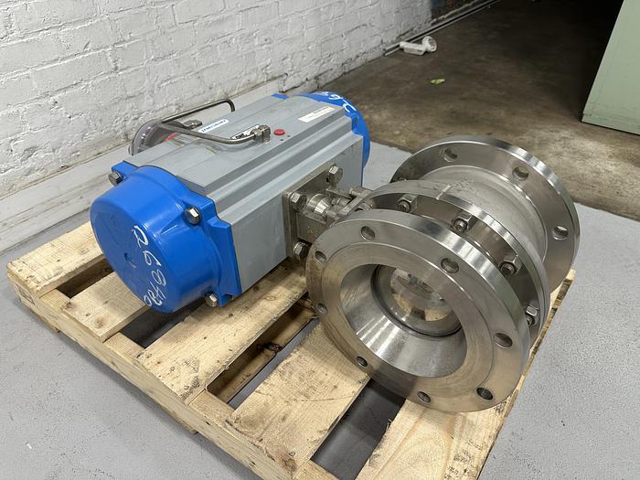 Used Jamesbury Model C 8" Vee Ball Valve #46432