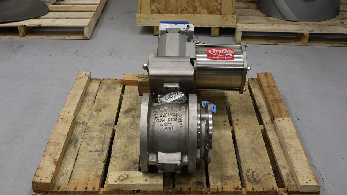 Unused Dezurik 2800079R001 VPB Style 8" Air Operated Vee Ball Valve #47296