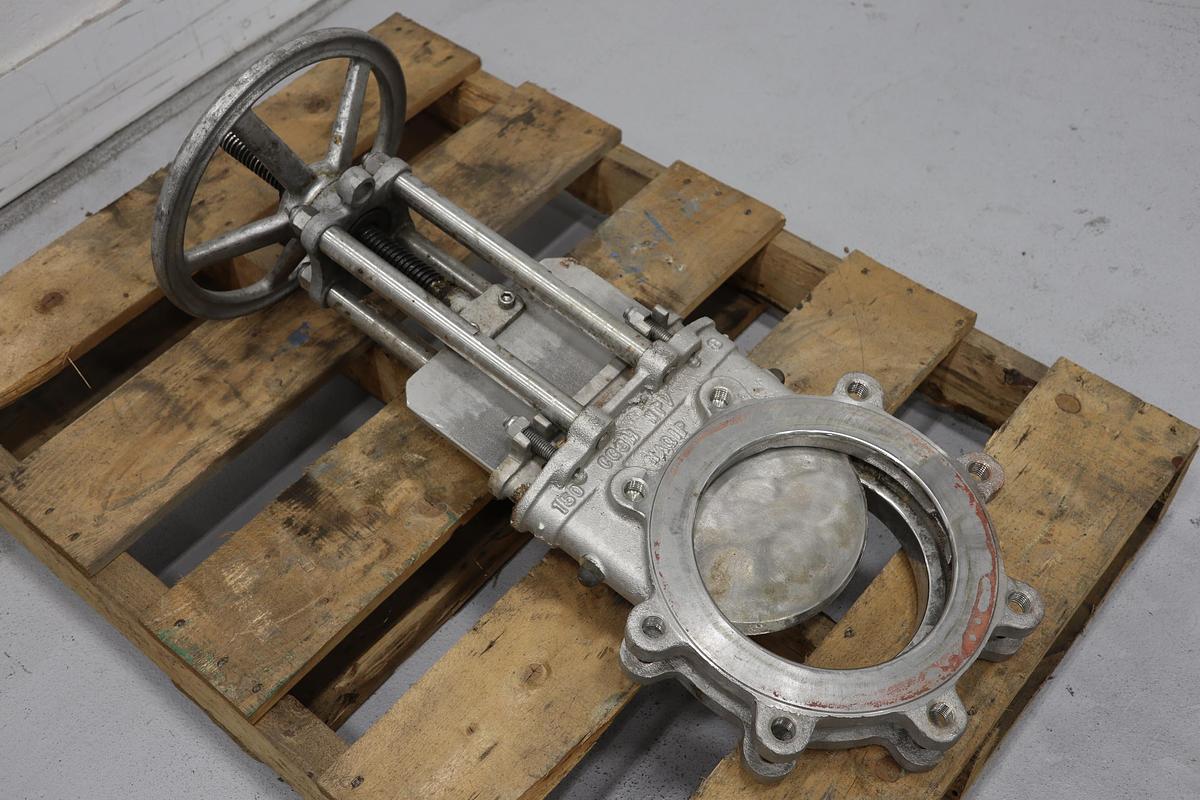 Used North Port Valve 8" Hand Operated Knife Gate Valve #47725