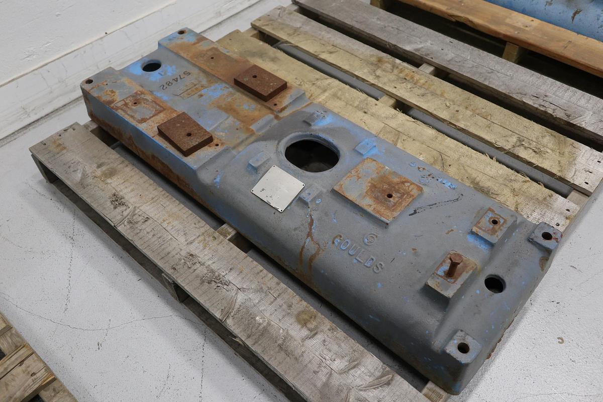 Used Goulds 3196 ST/STX Cambered Top Pump Base #47735