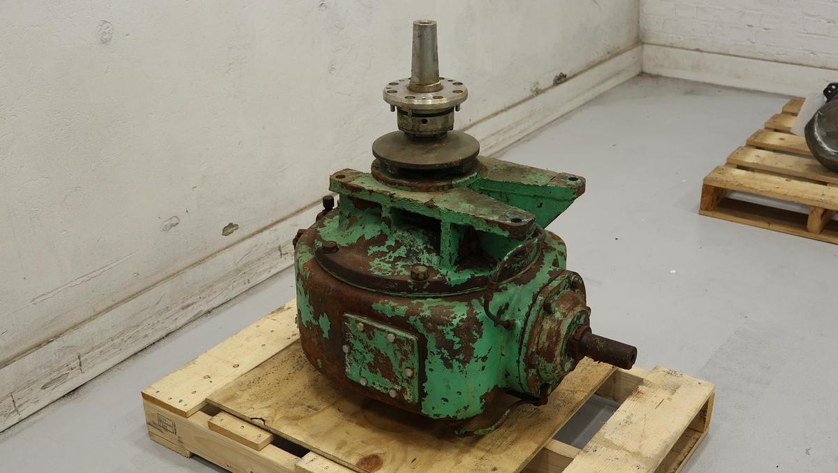 Used Black Clawson 24P Pressure Screen Right Angle Gear Drive #46782