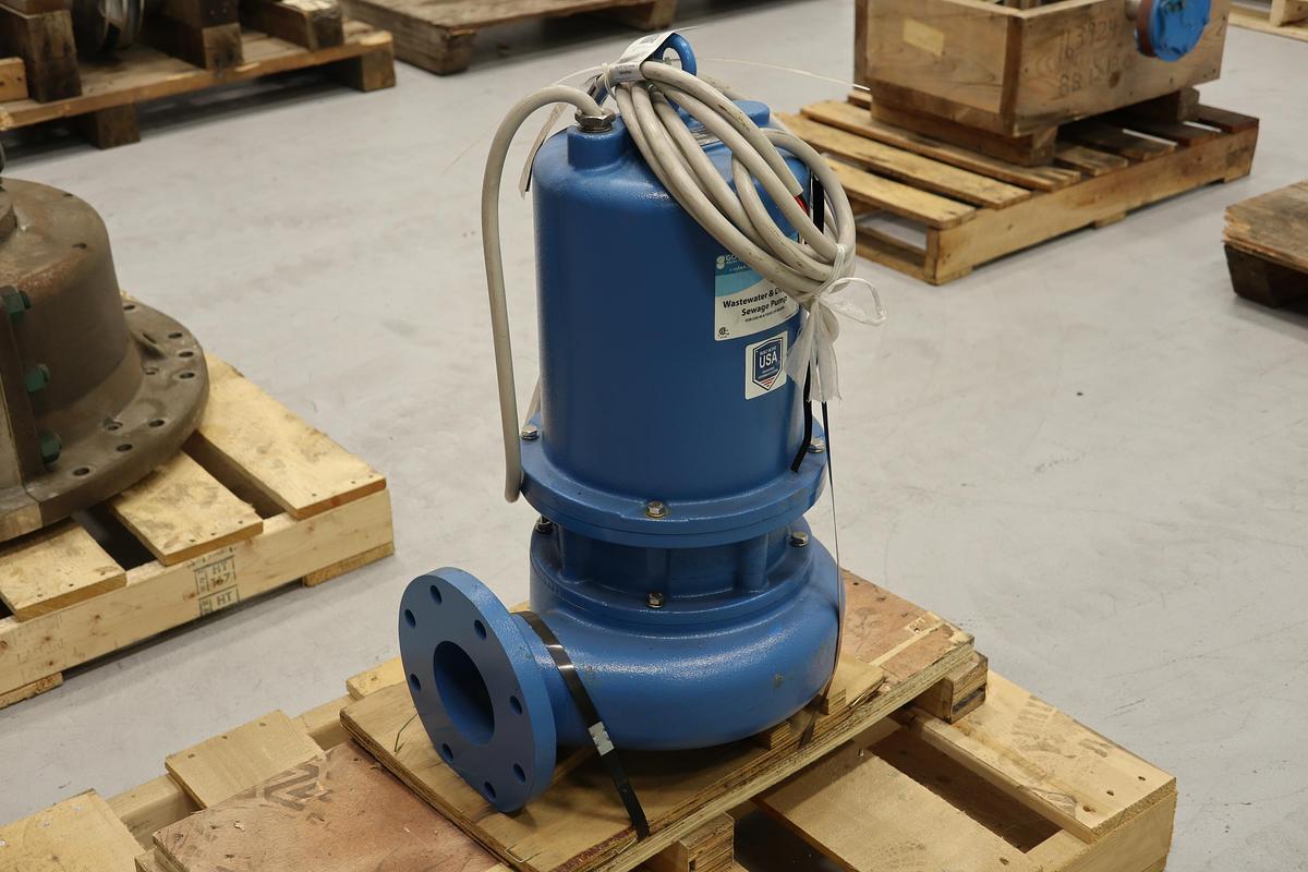 Used Goulds Water Technology WS5034D4 4x4 Submersible Pump #47408