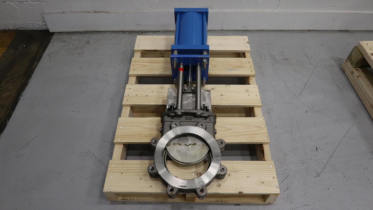 Unused North Port Valves 8" Air Operated Knife Gate Valve #47266