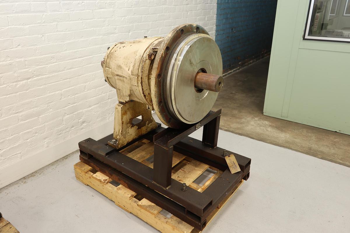 Refurbished Goulds 3175 L 18" Power End #47400
