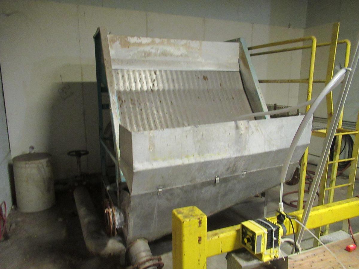 Used Bauer 552F Hydro Sieve #46676